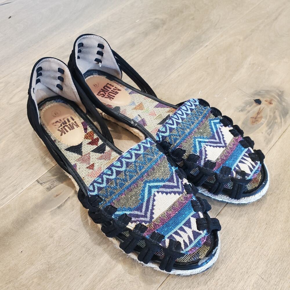 MUK LUKS Espadrille Sandal Shoes Sz 9 Southwestern SlipOn Open Toe Aztec Leather
